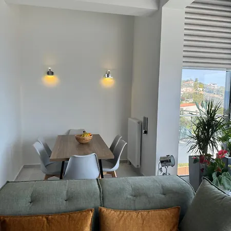 Oikia Athena Apartments-the East Rose * Theologos (Phthiotis)