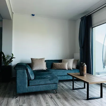 Oikia Athena Apartments-the East Rose *